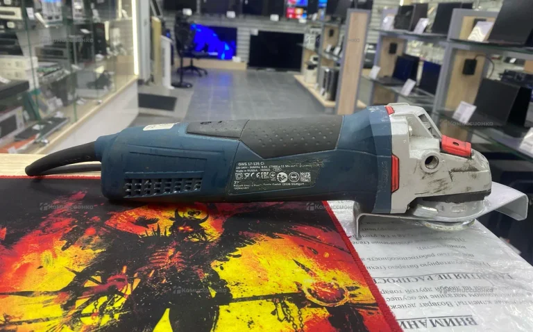 Углошлифовальная машина Bosch GWS 17-125 CI