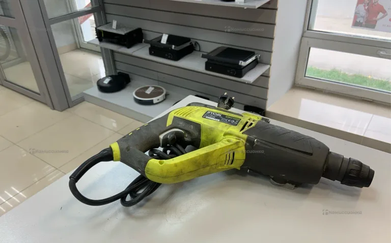 Перфоратор Ryobi ERH710RS