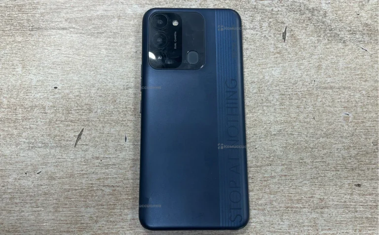 Tecno Spark 8C 4/64 ГБ