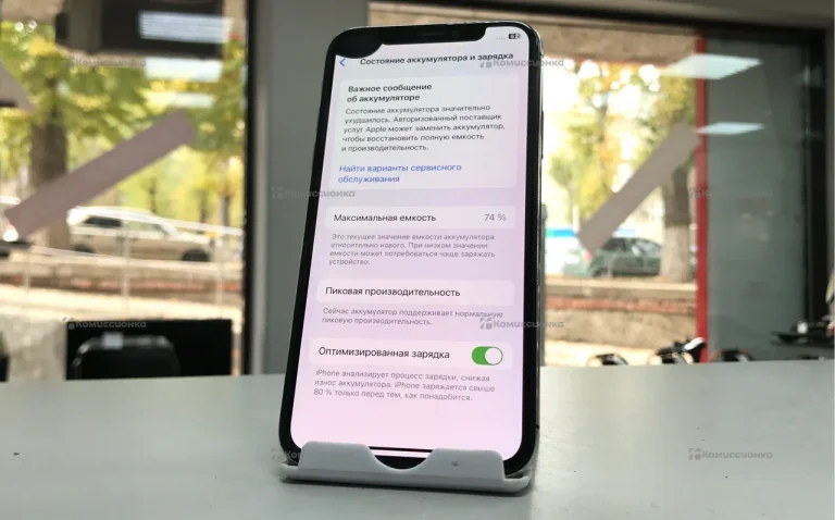 Apple iPhone XS 4/64 ГБ