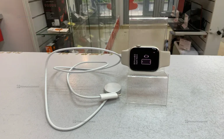 Часы  Apple Watch 8 45mm