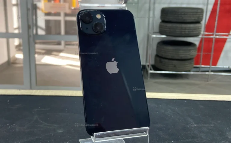 Apple iPhone 13 4/128 ГБ