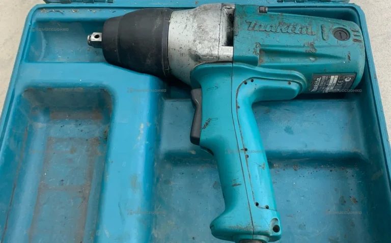 Гайковерт makita TW0350