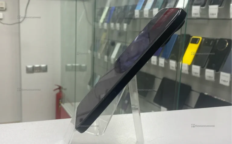 Apple iPhone 16 Pro Max 8/256 ГБ