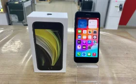 Apple iPhone SE (2020) 3/64 ГБ