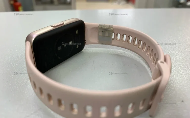 Часы  huawei band 10