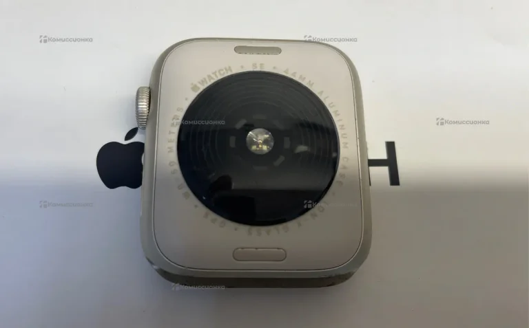 Часы Apple Watch SE 2 44mm
