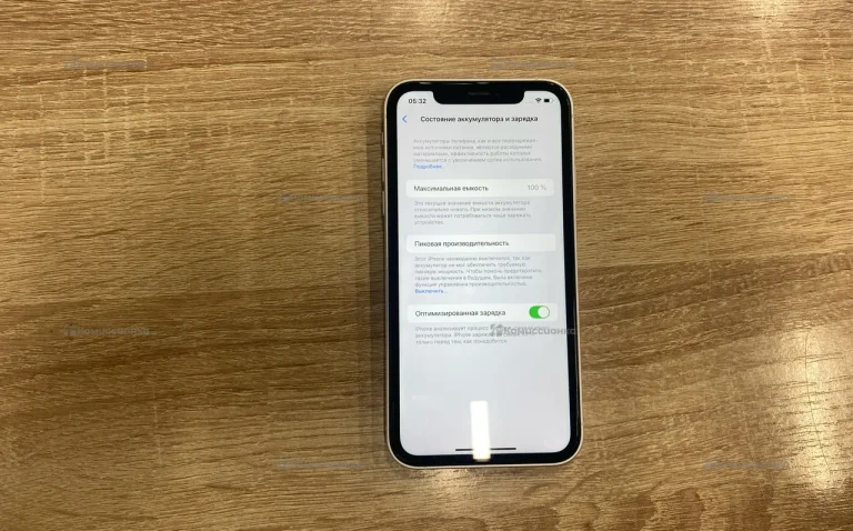 Apple iPhone XR 3/128 ГБ