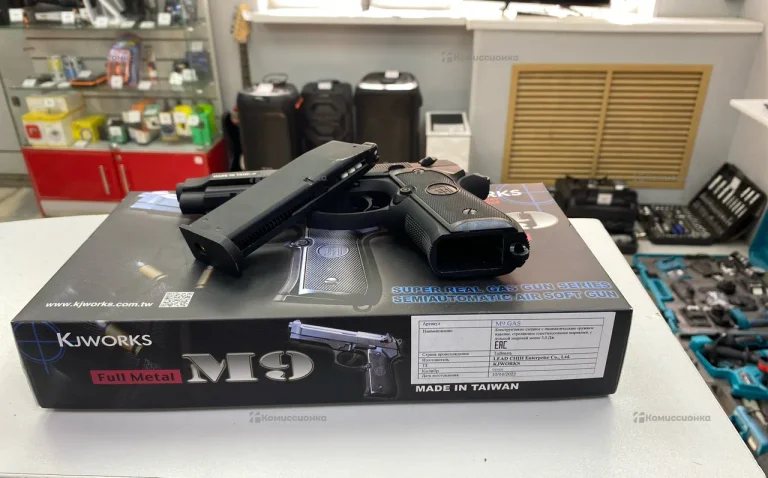 Страйкбольный пистолет KJW Beretta M9A1 Gas GBB