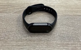 Часы  Xiaomi band 8