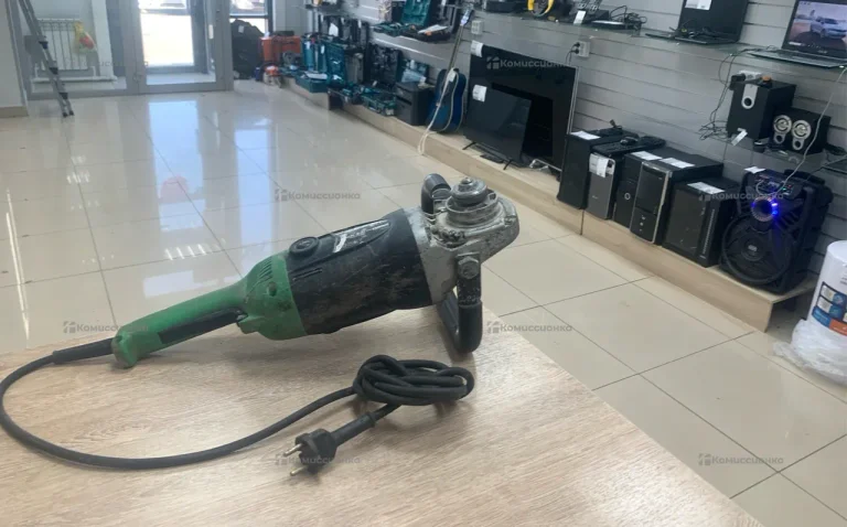 Штроборез Hitachi CM9SR
