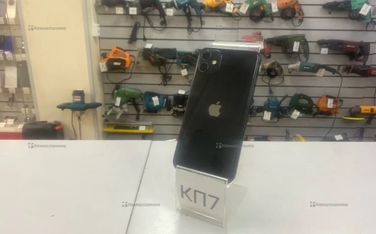 Apple iPhone 11 4/128 ГБ