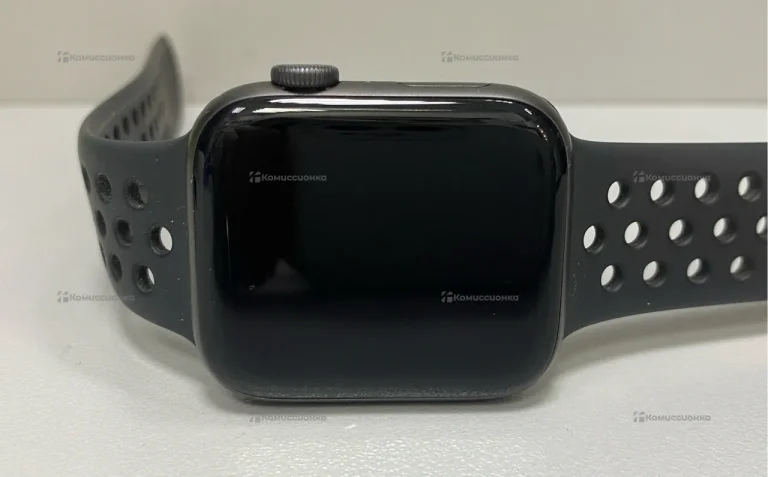 Apple Watch SE 44mm