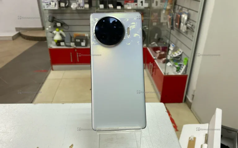 Tecno Spark 20 Pro+ 8/256 ГБ