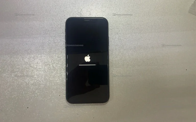 Apple iPhone Xr 64 ГБ.