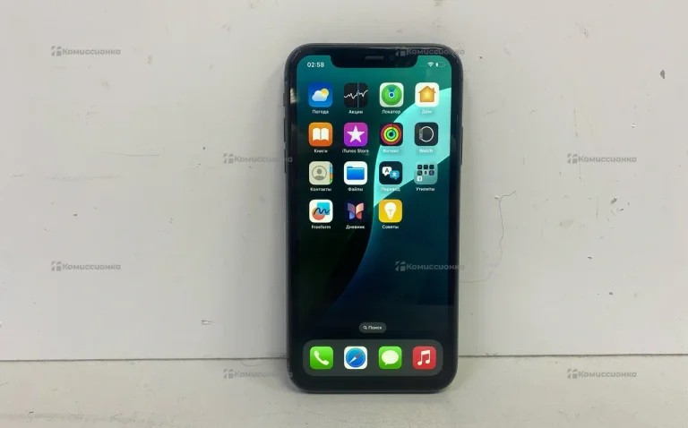 Apple iPhone 11 4/128 ГБ