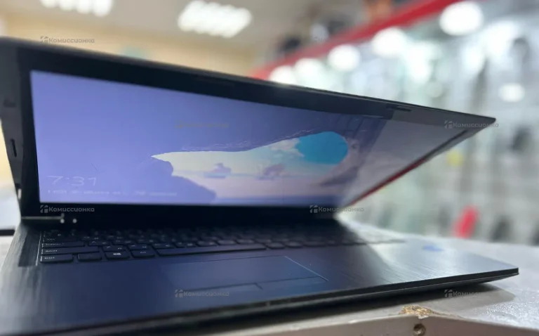 Ноутбук  Lenovo