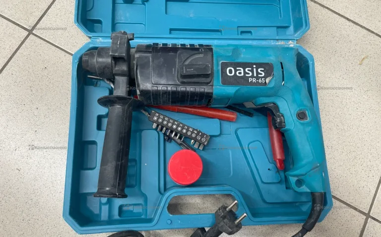 Перфоратор Oasis PR-65