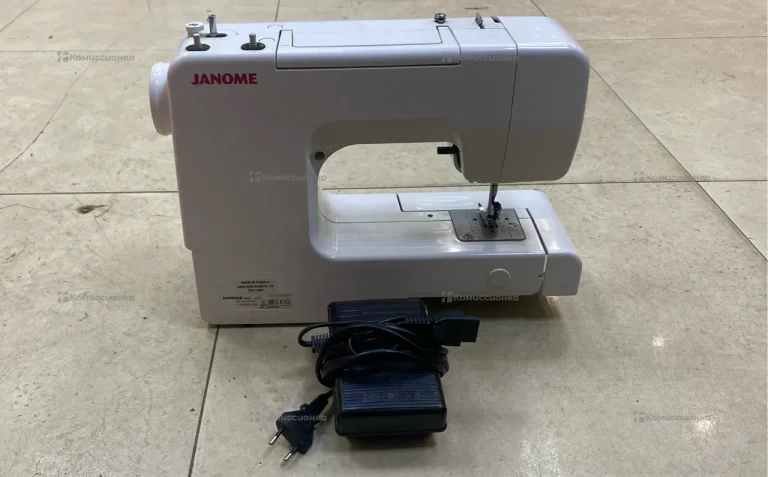 Швейная машина Janome JL23