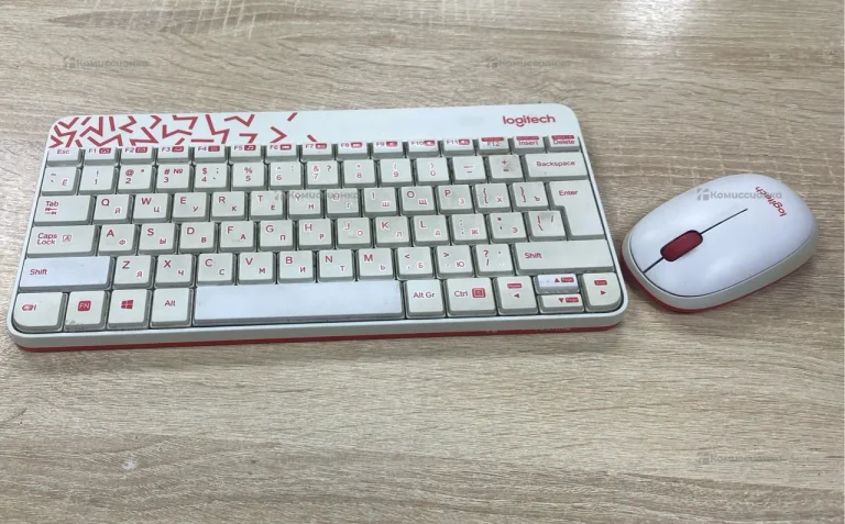 Мыш с клавиатурой Logitech