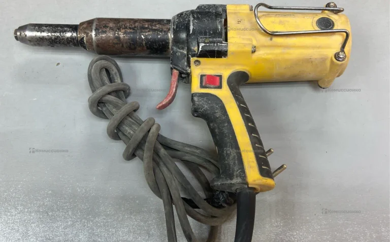 Электрический заклепочник SKytools SK 1006