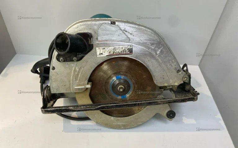 Дисковая пила makita 5704R