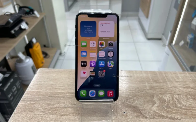 Apple iPhone 11 Pro Max 4/64 ГБ