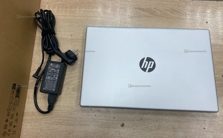 Ноутбук  HP15-fc1978au