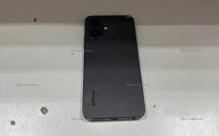 Infinix SMART 10 3/64 ГБ