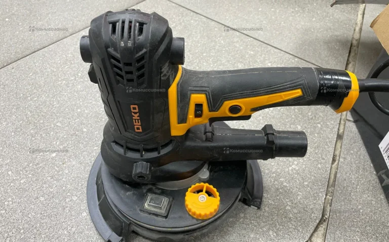 шлифмашинка для стен DKWS950