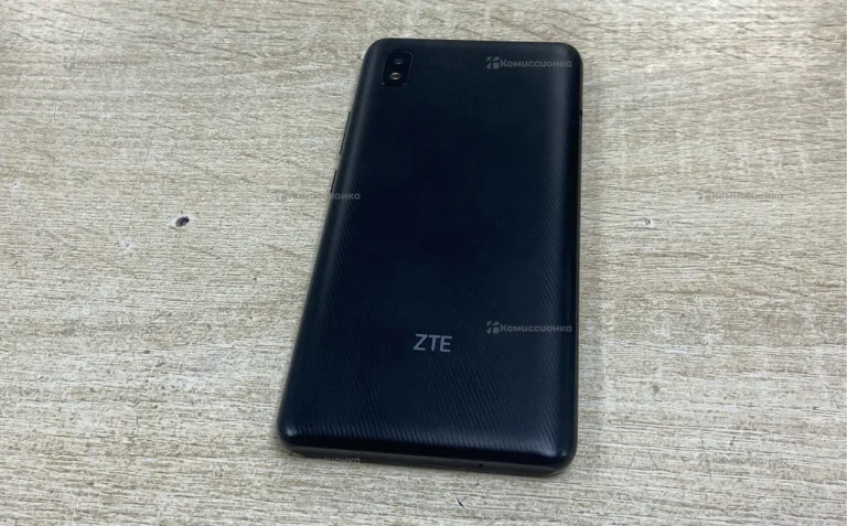 ZTE Blade L210 2/32 ГБ