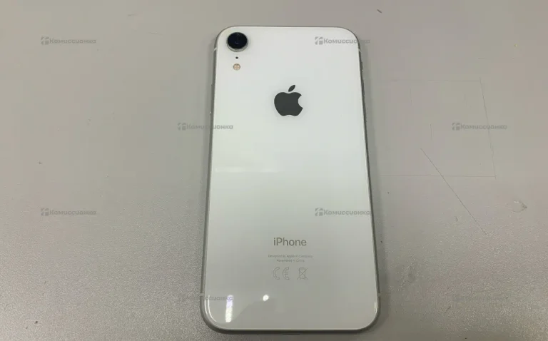 Apple iPhone Xr 64 ГБ.