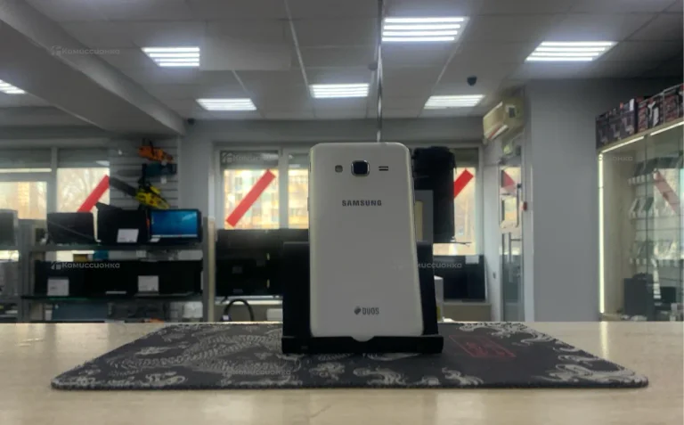 Samsung Galaxy J3 (2016) 1.5/8 ГБ