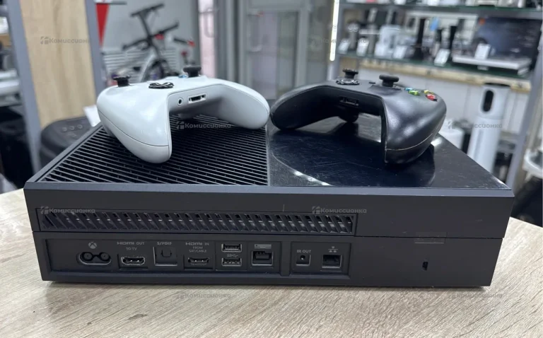 Приставка Xbox One 500gb