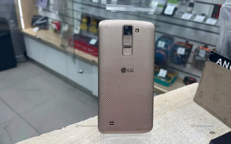 LG K8 1.5/8 ГБ