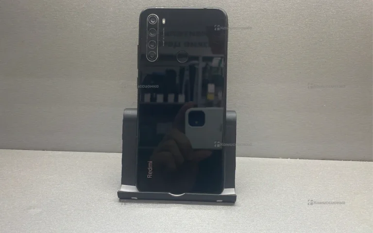 Xiaomi Redmi note 8 4/64 Gb