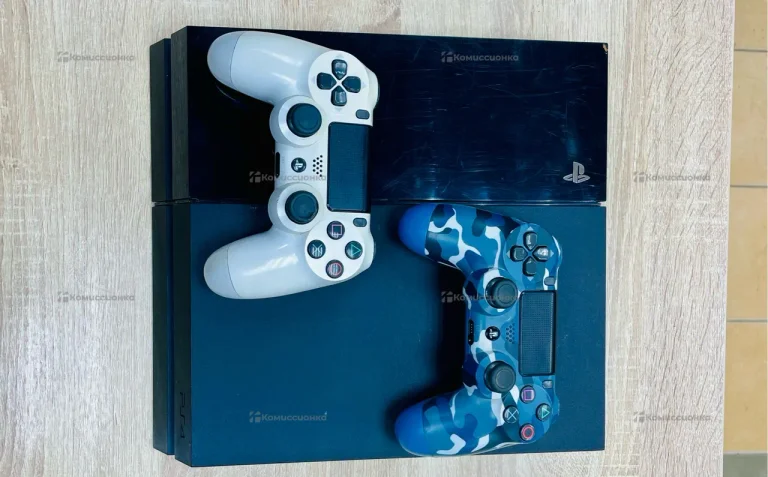 Приставка Sony PS4 Fat 500Gb.