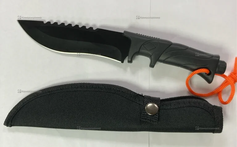 Нож туристический