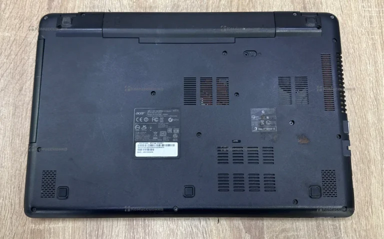 Ноутбук Acer E5-571 (Z5WAH)