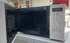 Микроволновая печь Samsung GE83KRW