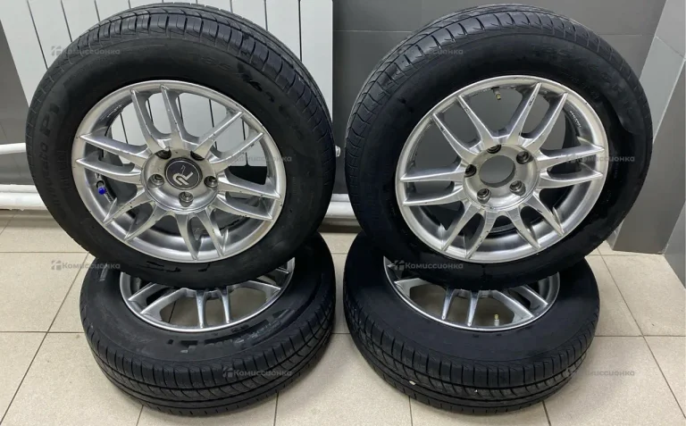 Комплект колес Pirelli Cinturato P1 185/65R15 92H