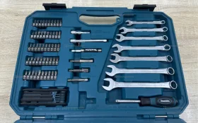 Набор ручных инструментов Makita E-06616 120шт