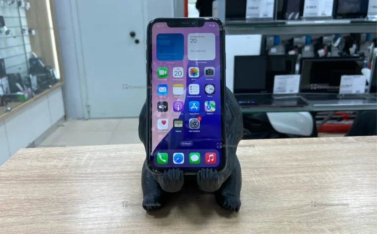 Apple iPhone 11 4/128 ГБ