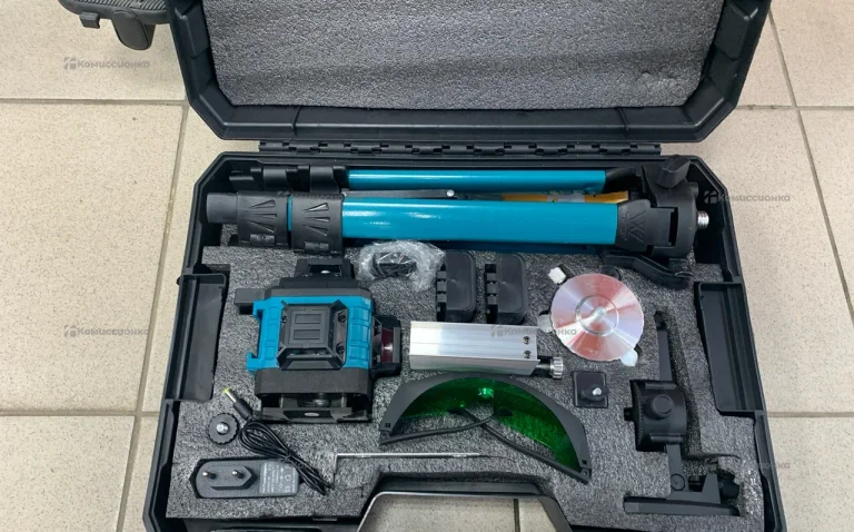 Лазерный уровень Makita реплика 16D