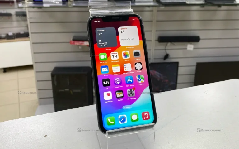 Apple iPhone 11 4/128 ГБ
