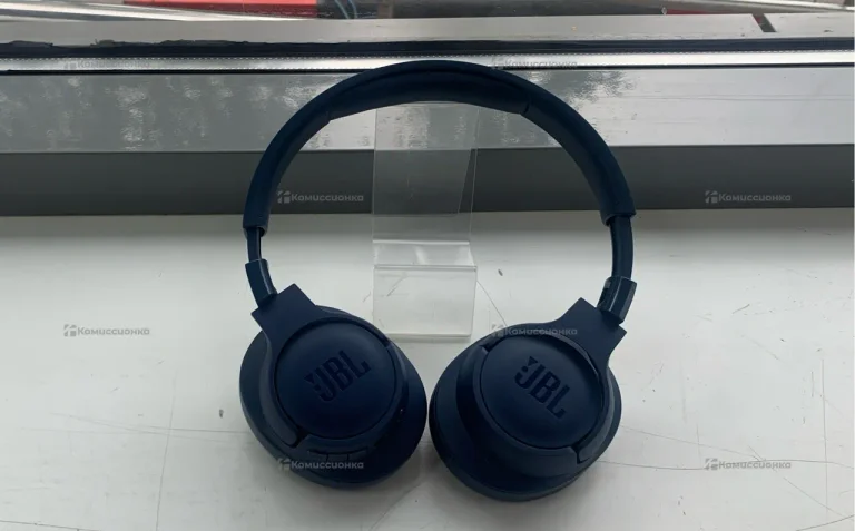 Наушники  JBL