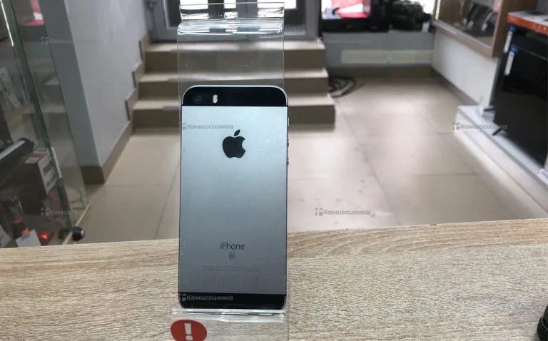 Apple iPhone SE 32Gb