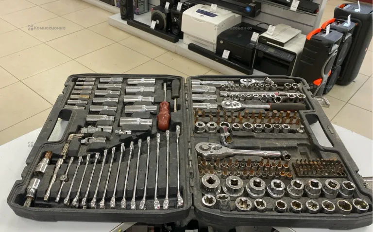 Набор инструментов 216 предметов