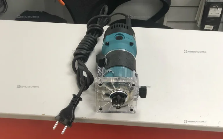 Фрезер кромочный Makita 3711