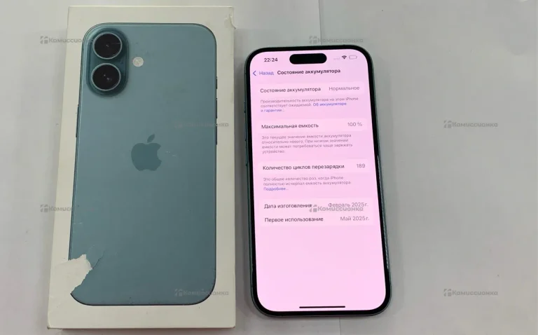 Apple iPhone 16 8/128 ГБ 100%
